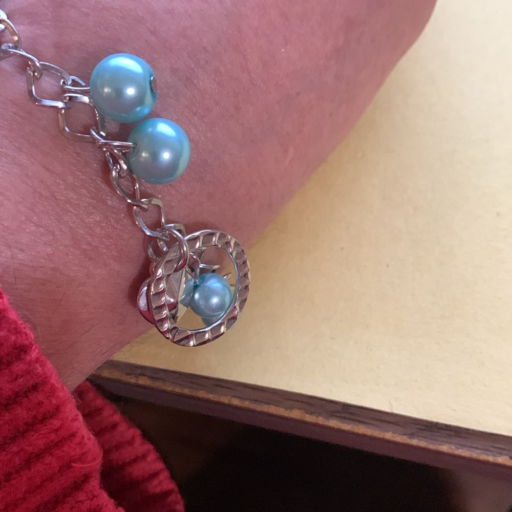 Beautiful bracelet - Picture 4 of 6